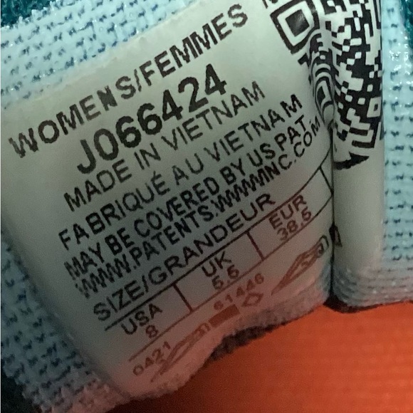 Merrell Antora x Trailer Sisters Shoes - Picture 7 of 8